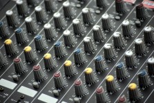 audio-amplifier-gain-controls